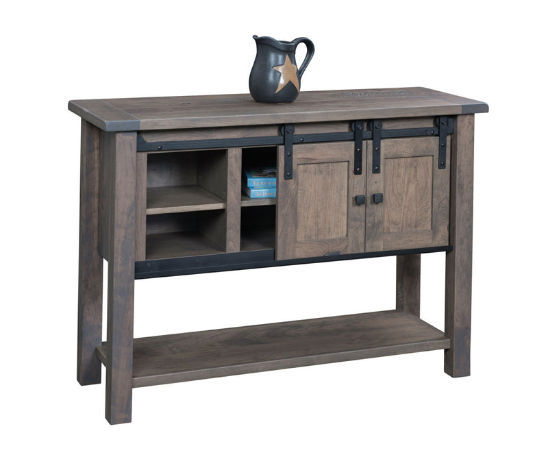 Amish Farmhouse Server