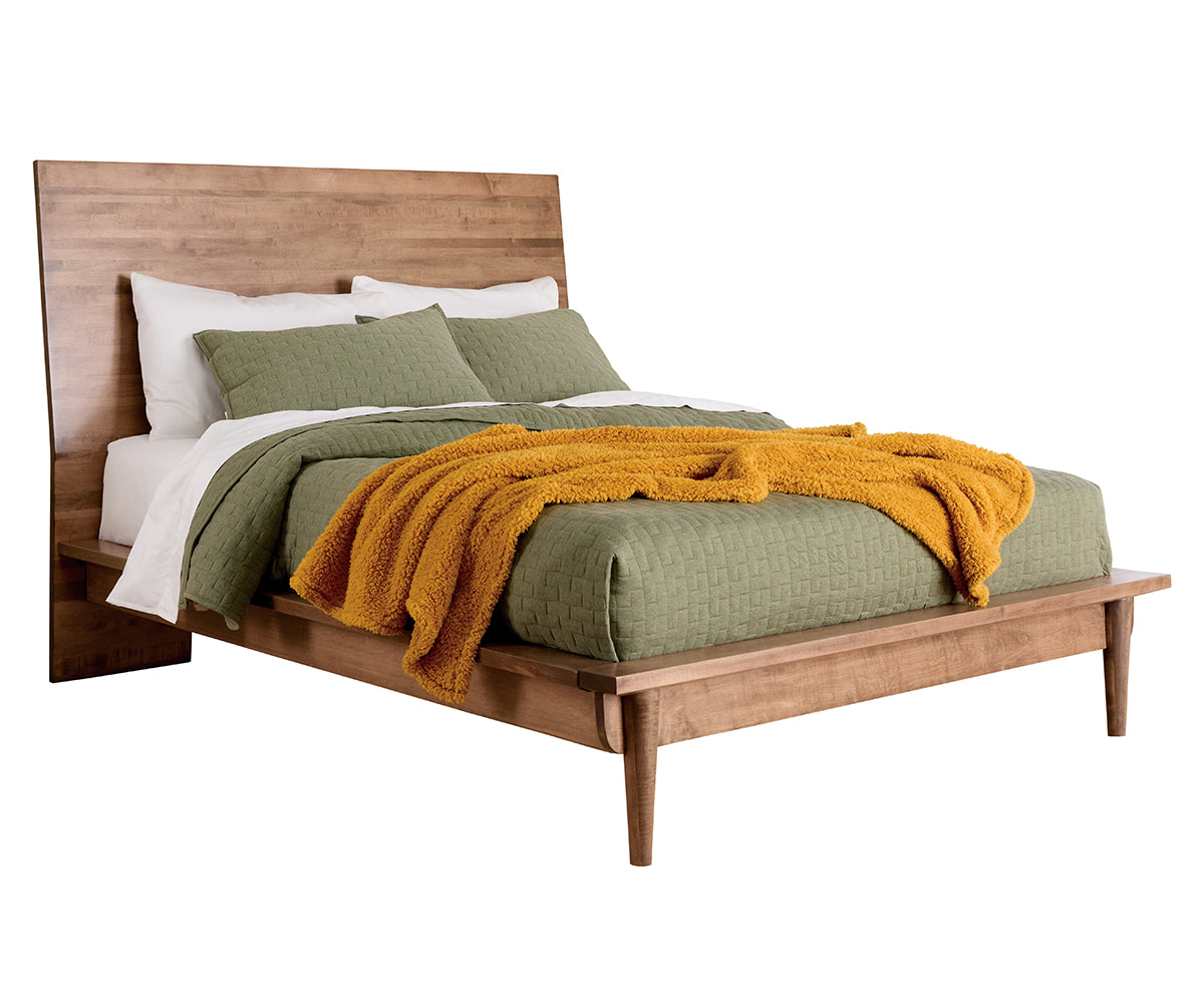 Baymont Collection Bed
