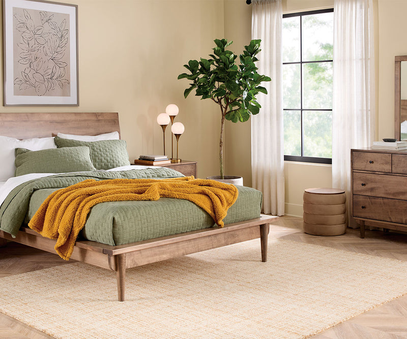 Baymont Collection Bed
